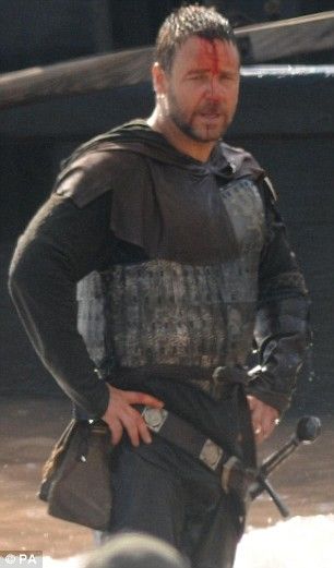 Crowehood Russell Crowe on set of Robin Hood in Wales (picture by PA)